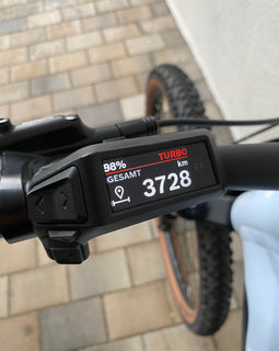 E-Bike CUBE Reaction Pro Weiß 750Wh M, 3728km, UVP: 3599€